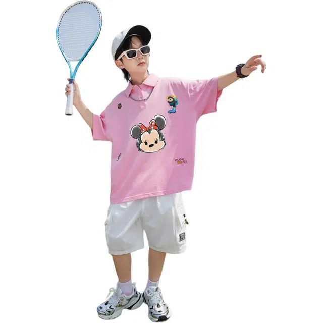 DisneyT