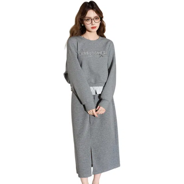 法文箱子 字母印花圆领长袖上衣休闲长裙裙装套装 女款