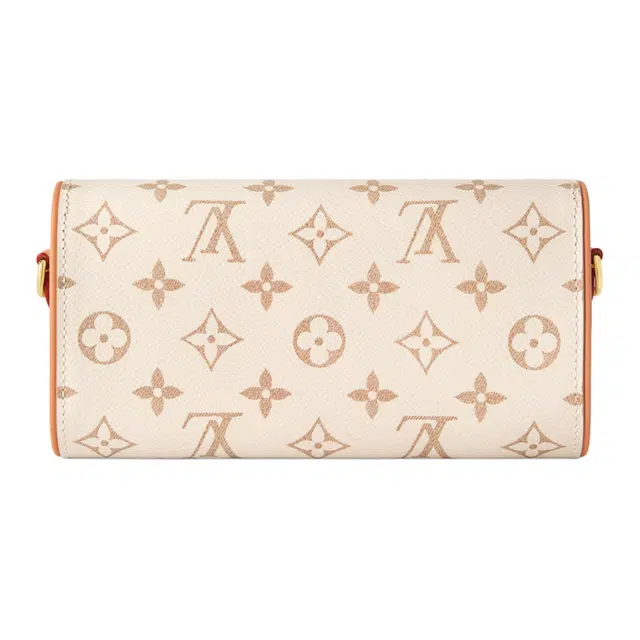 LOUIS VUITTON Pochette Camille Monogram Dune