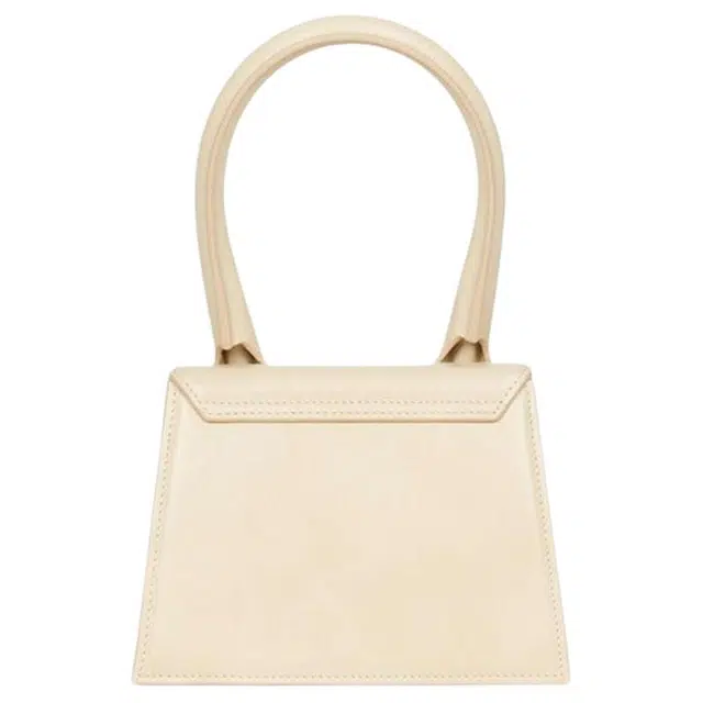 Jacquemus Signature