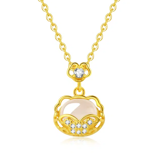 老凤祥 祥云镂空平安锁新中式国潮 招财纳福 转运平安 简约精致小众新百搭 轻奢气质#好运 玉髓 项链 女款