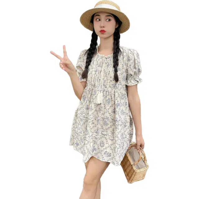 哒头下雨不愁 法式小个子甜美碎花设计感短袖连衣裙 女款