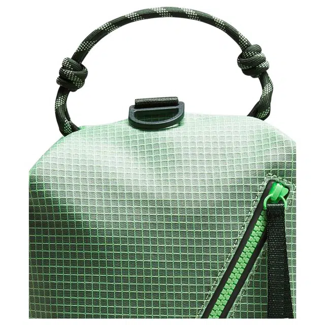 lululemon Fast Track 9L