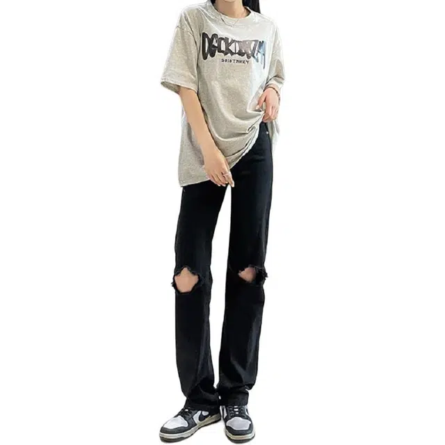 M JEANS STUDIOS 7