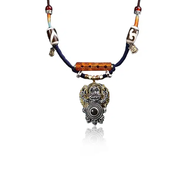 【顺风顺水人财旺】 玉临门 事事顺遂 平安如意 大鹏鸟天眼天珠吊坠锁骨链 手工编织绳转运#好运 玛瑙 玉石项链 男女同款情侣款