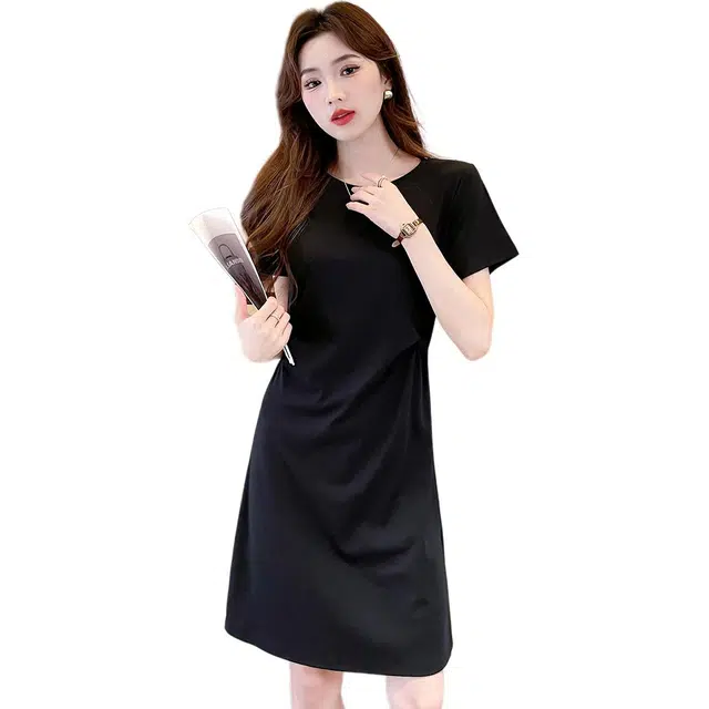真维斯 纯色百搭纯色套头圆领弹力短袖连衣裙 女款