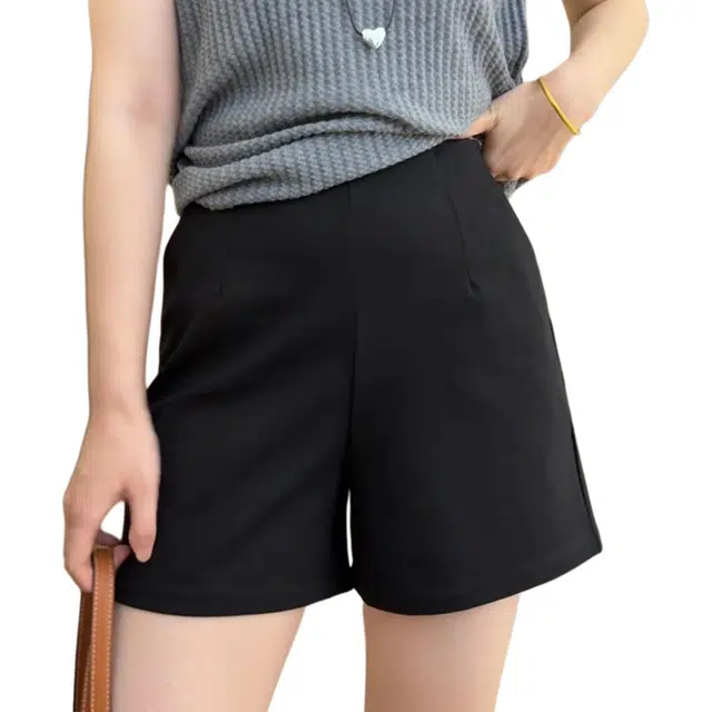 小卷要加油 高腰通勤时尚百搭舒适休闲短裤 女款