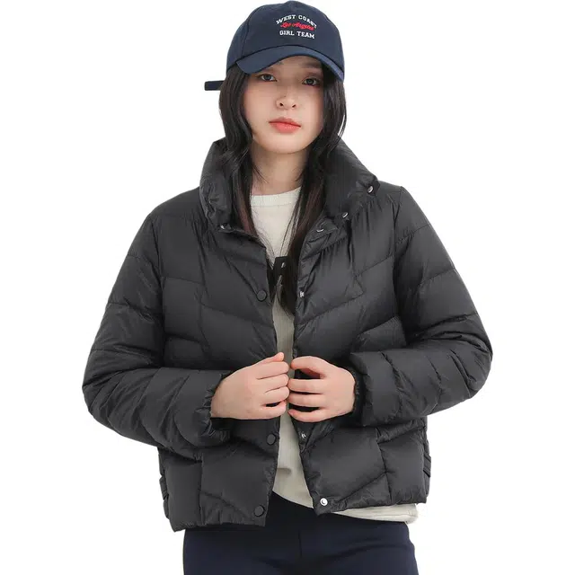 鸭鸭 休闲时尚短款立领防寒保暖外穿羽绒服 女款 黑色