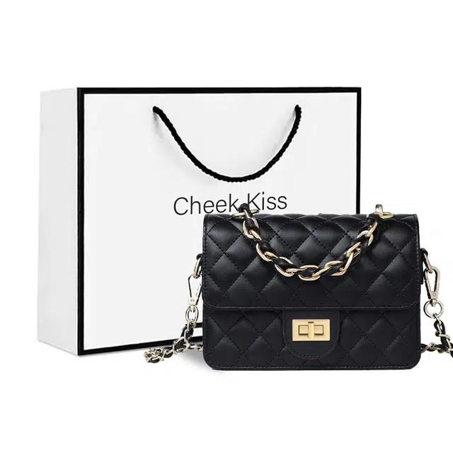 cheekkiss