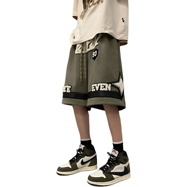 沐诚阳译 宽松篮球裤美式嘻哈休闲短裤 男款