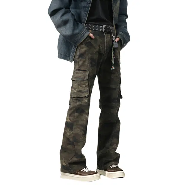 BLACK AT cleanfivibe