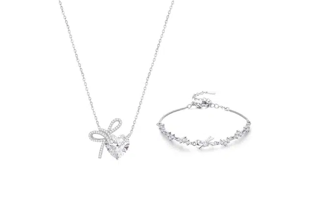 迎百宝 恋爱情结 蝴蝶结恋心灵动闪耀冷淡风小众设计浪漫精致甜美可爱纯欲风气质简约大气时尚优雅 锁骨链#好运 合金 项链 女款