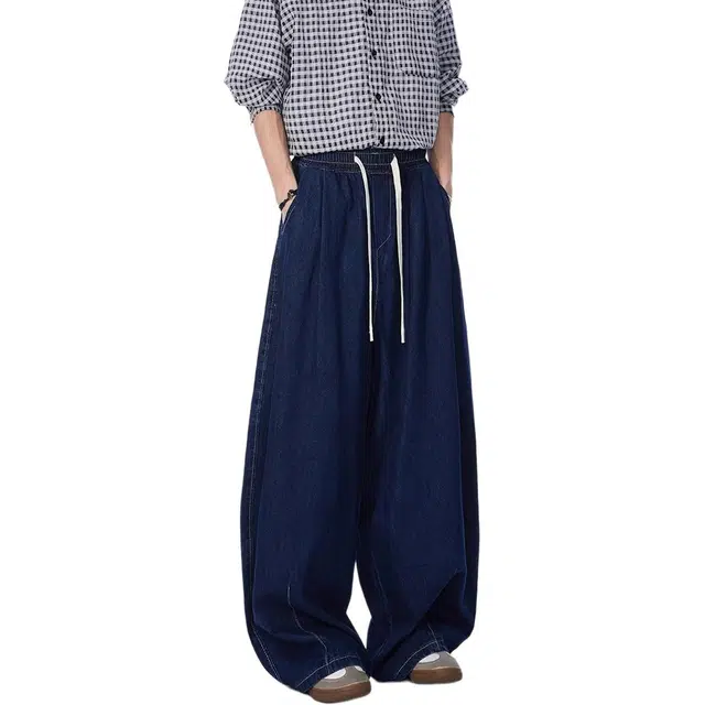M JEANS STUDIOS 7