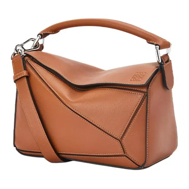 LOEWE Puzzle Anagram
