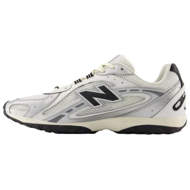 New Balance 204L White Silver