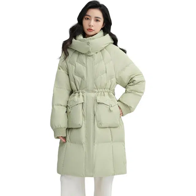 鸭鸭 连帽时尚纯色舒适宽松长袖羽绒服 女款