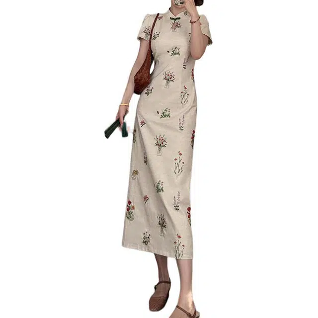 敲模女孩 新中式国风立领修身显瘦改良旗袍裙气质优雅刺绣花收腰短袖连衣裙 女款