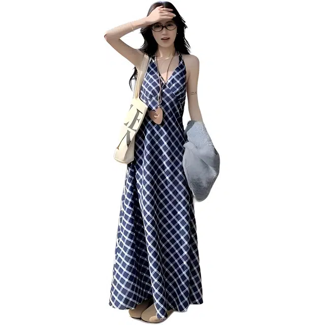 纤丝鸟 复古格纹挂脖辣妹度假风收腰显瘦气质吊带连衣裙 女款