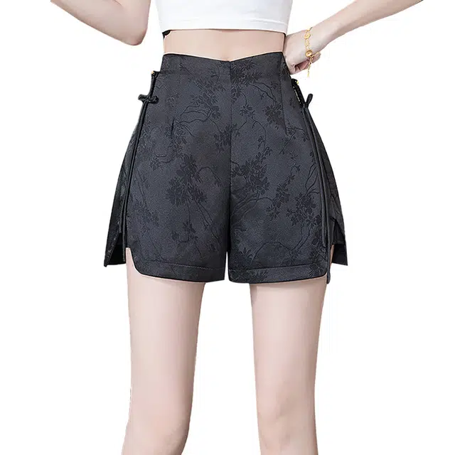 丝柏舍 纯色新中式宽松气质复古高腰阔腿休闲短裤 女款