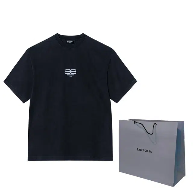 Balenciaga SS22 LogoT