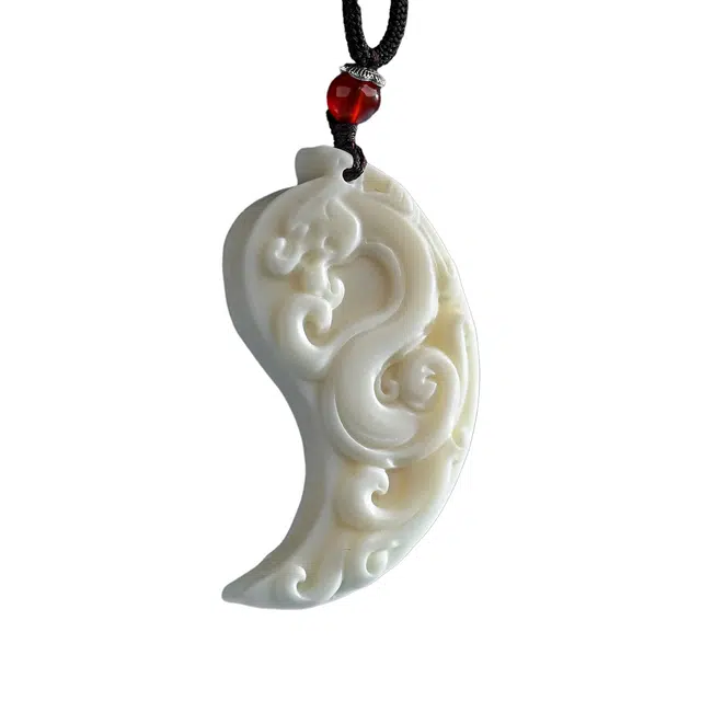 素于 轻奢高级感文玩 国潮新中式复古锁骨链 八方来财 诸事顺遂 通勤时尚简约百搭 象牙果 项链 男女同款情侣款