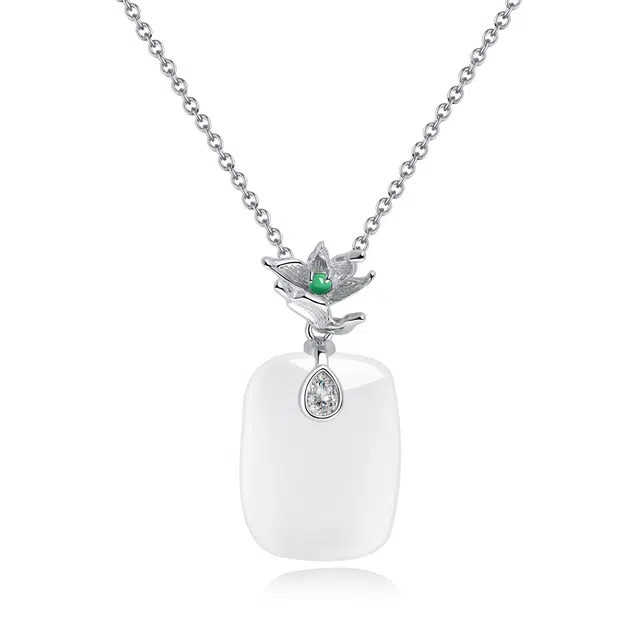 帝苏行 光彩夺目 玉润方牌 新中式国潮 吉祥如意平安顺遂 好运 简约小众设计 玉髓  项链 女款