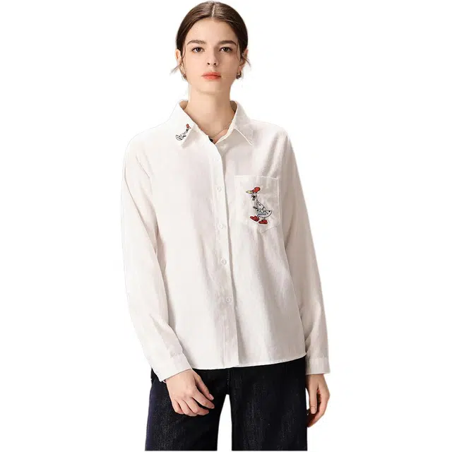 粉红玛琍 翻领通勤单排扣长袖衬衫 女款 白色