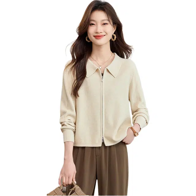 曲韩 纯色翻领短款毛衣 女款