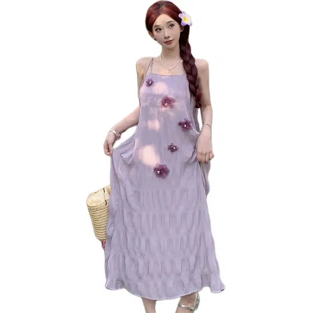 黛尔佳人 少女感立体花朵褶皱度假风吊带裙无袖连衣裙  女款