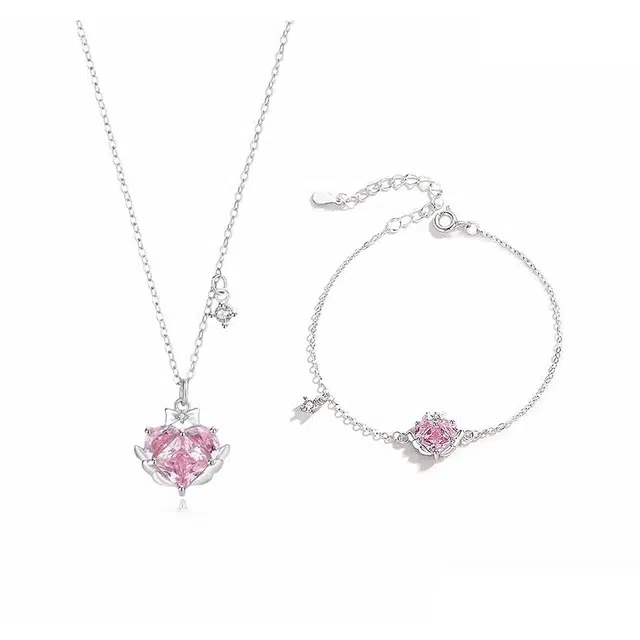 克兰茜 梦幻少女 守护甜心系列 小众轻奢简约高级感设计 日常通勤精致百搭 个性时尚甜美可爱优雅 精美礼盒 可调节锁骨链 铜 项链 女款