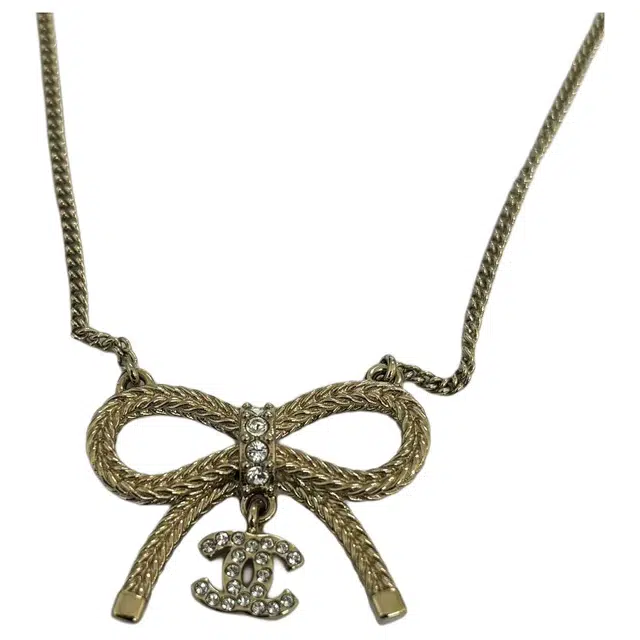 Chanel Necklace Gold