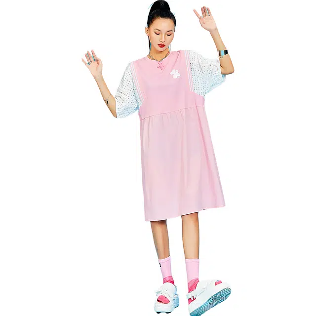 木果果木 学院风宽松拼接圆领中长短袖连衣裙 女款