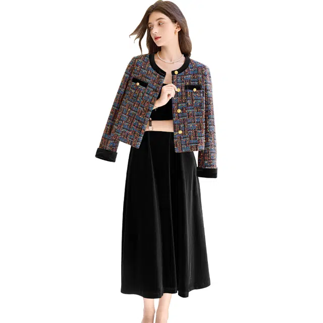 她池 圆领拼色小香风简约截短外套 女款 蓝紫花格