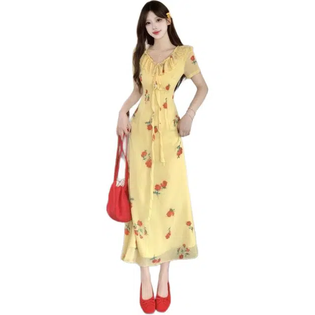 哒头下雨不愁 法式度假风碎花通勤短袖连衣裙 女款