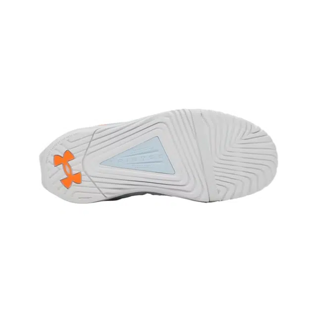 Under Armour Reign 6