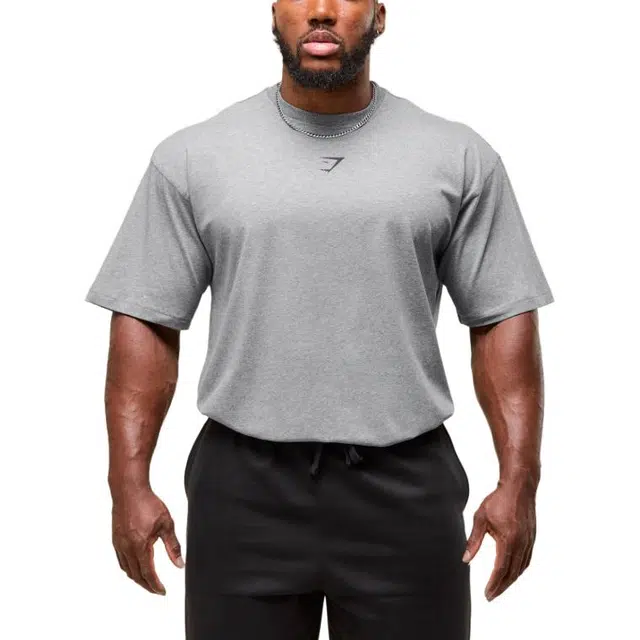 GYMSHARK T