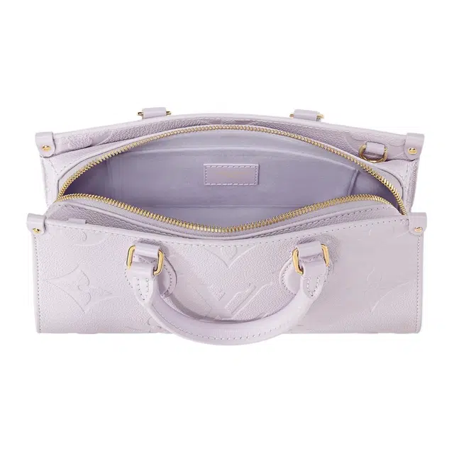 LOUIS VUITTON ONTHEGO EAST WEST