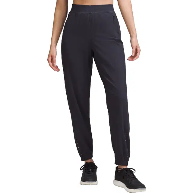 lululemon Adapted State FW24 Glow logo