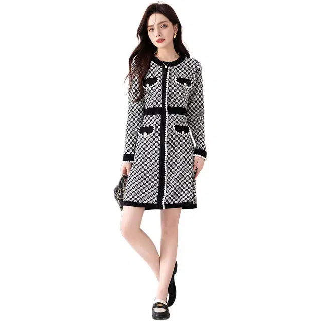 法文箱子 复古格子圆领修身针织长袖连衣裙 女款