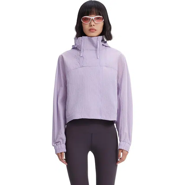 美特斯邦威 立领短款显瘦休闲户外宽松夹克外套 女款