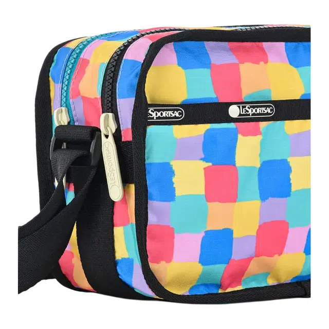 LeSportsac