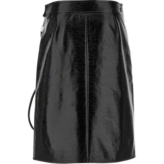 COURREGES