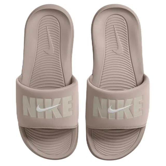 Nike Victori One SE