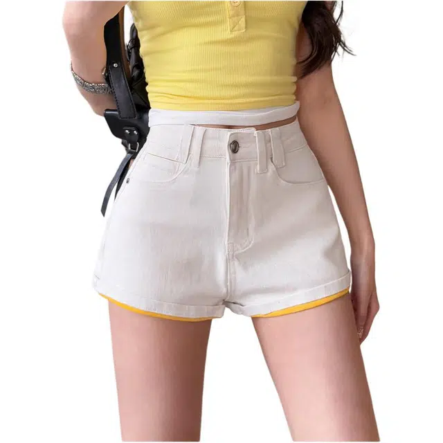 沐晓欣 美式纯欲风辣妹拼接设计感高腰时尚牛仔短裤 女款