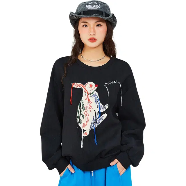 木果果木 复古童趣风小兔圆领落肩长袖卫衣 女款