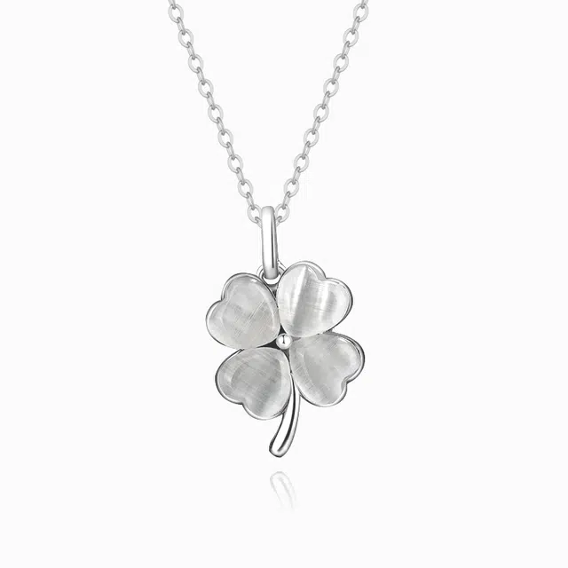 【S925银 幸运四叶草】 七好美银  精致轻奢时尚优雅清冷小清新 简约小众高级感设计 日常通勤百搭锁骨链 琉璃 项链 女款