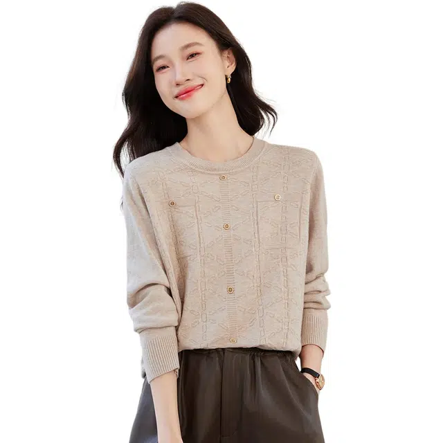 爱依莲 圆领时尚显瘦打底衫上衣针织衫 女款 燕麦色