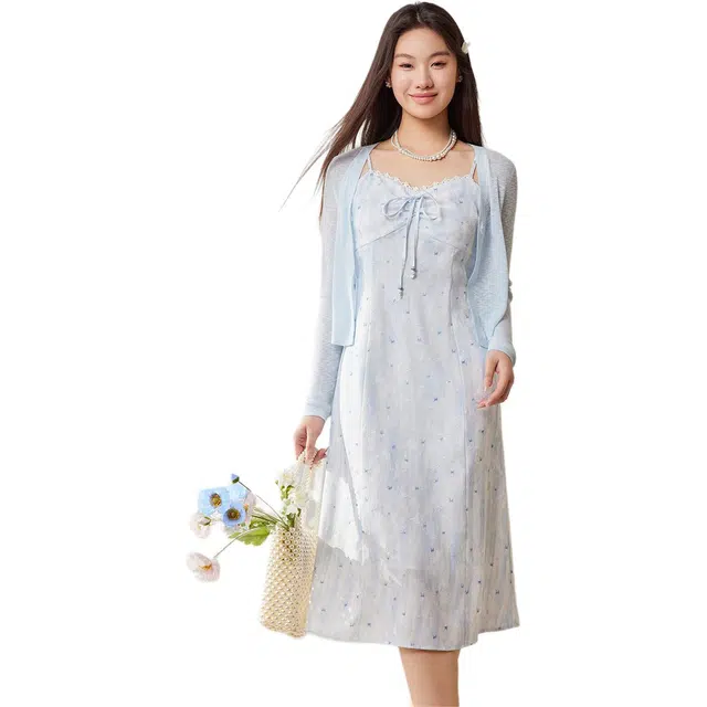 爱依服 纯色长袖外搭碎花连衣裙裙装套装 女款