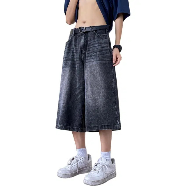AWAO
