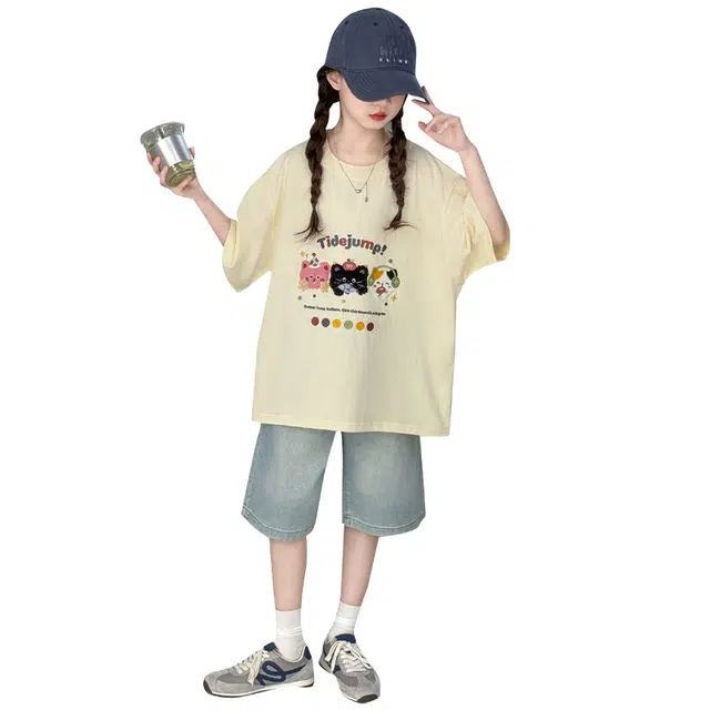 DisneyT